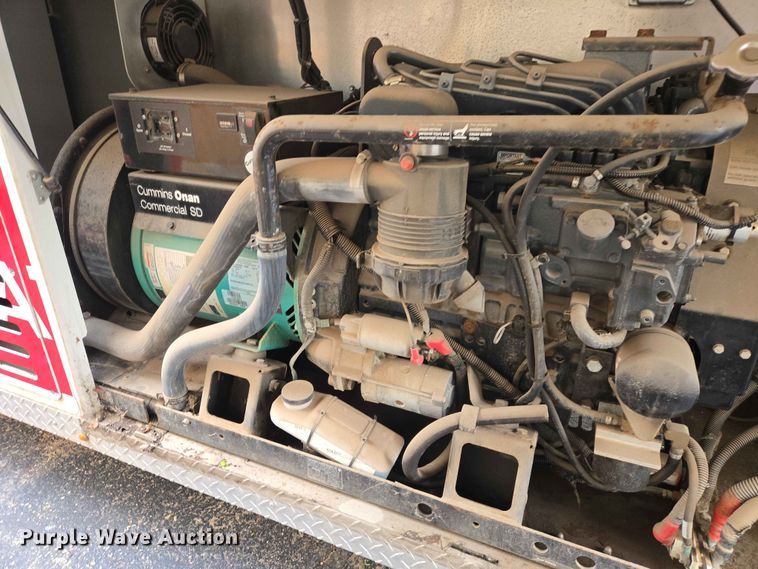 image for item EB1472 2015 Trail King Industries TK40CF medical training trailer