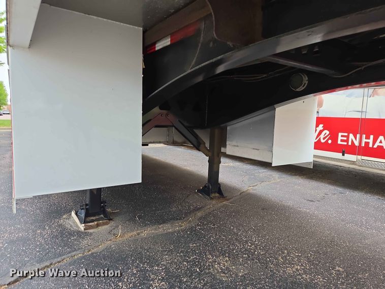 image for item EB1473 2015 Trail King Industries TK40CF medical training trailer