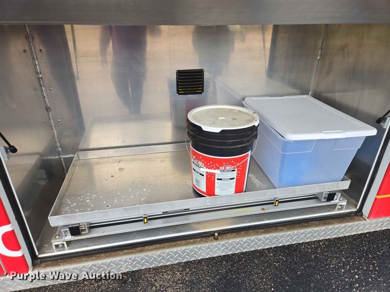 image for item EB1473 2015 Trail King Industries TK40CF medical training trailer