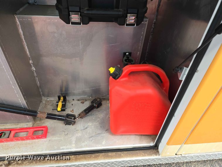 image for item EB1473 2015 Trail King Industries TK40CF medical training trailer