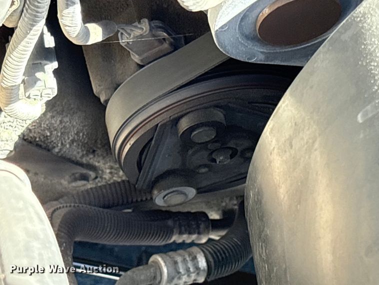 image for item EC8343 2006 Ford F350 Super Duty flatbed pickup truck
