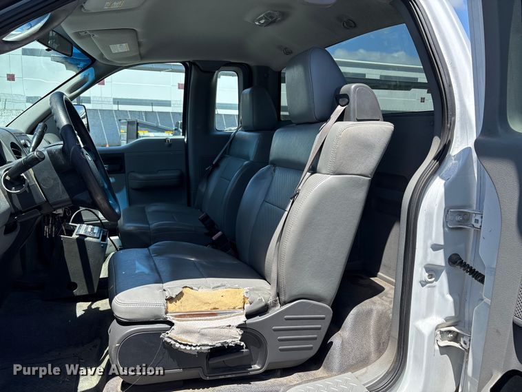 image for item EC8344 2007 Ford F150 pickup truck