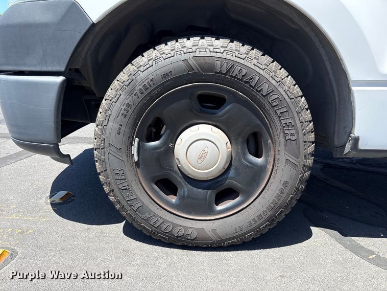 image for item EC8344 2007 Ford F150 pickup truck