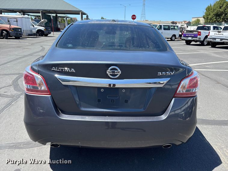 image for item EC8347 2013 Nissan Altima Passenger Vehicle