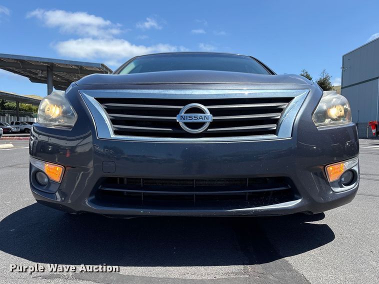 image for item EC8347 2013 Nissan Altima Passenger Vehicle
