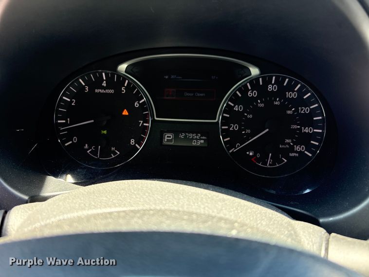 image for item EC8347 2013 Nissan Altima Passenger Vehicle