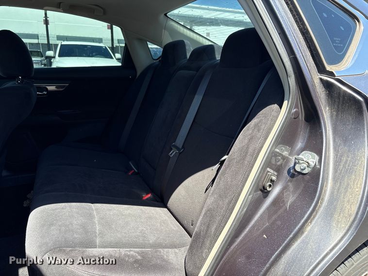 image for item EC8347 2013 Nissan Altima Passenger Vehicle
