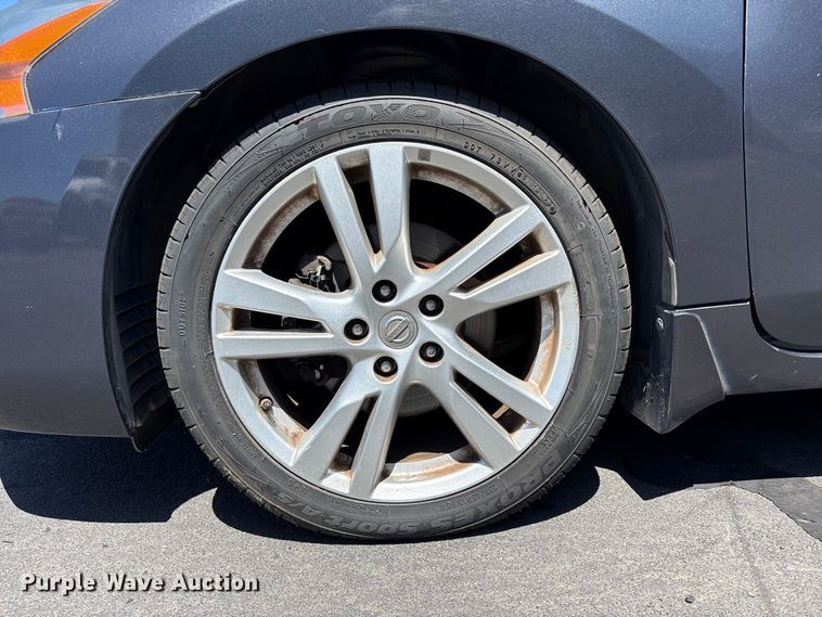 image for item EC8347 2013 Nissan Altima Passenger Vehicle