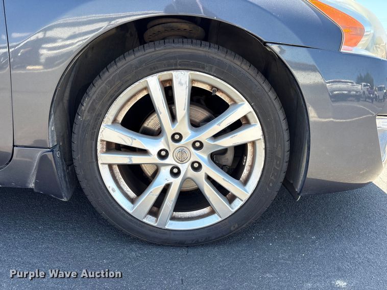 image for item EC8347 2013 Nissan Altima Passenger Vehicle