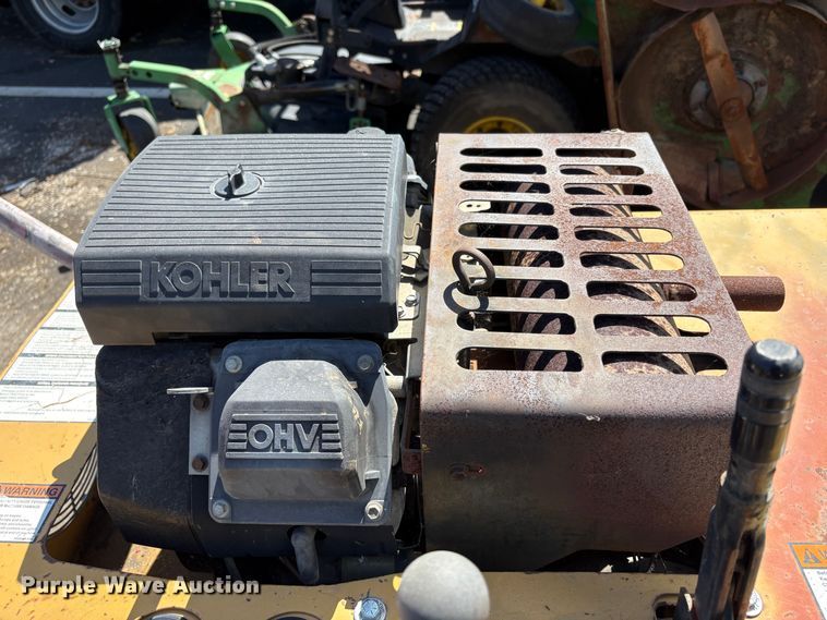 image for item EC8350 2023 Vermeer V185 stump grinder