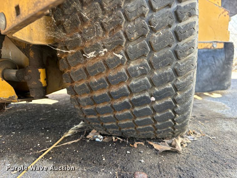 image for item EC8350 2023 Vermeer V185 stump grinder