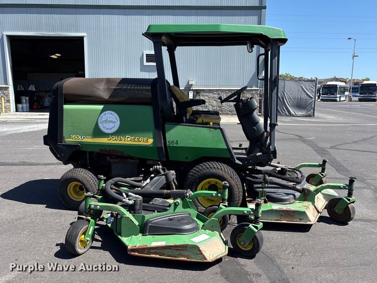 image for item EC8351 John Deere 1600 lawn mower