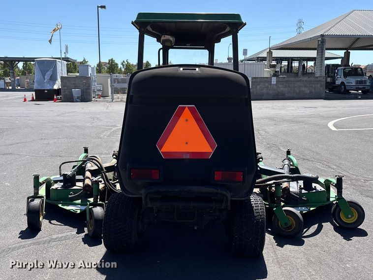 image for item EC8351 John Deere 1600 lawn mower