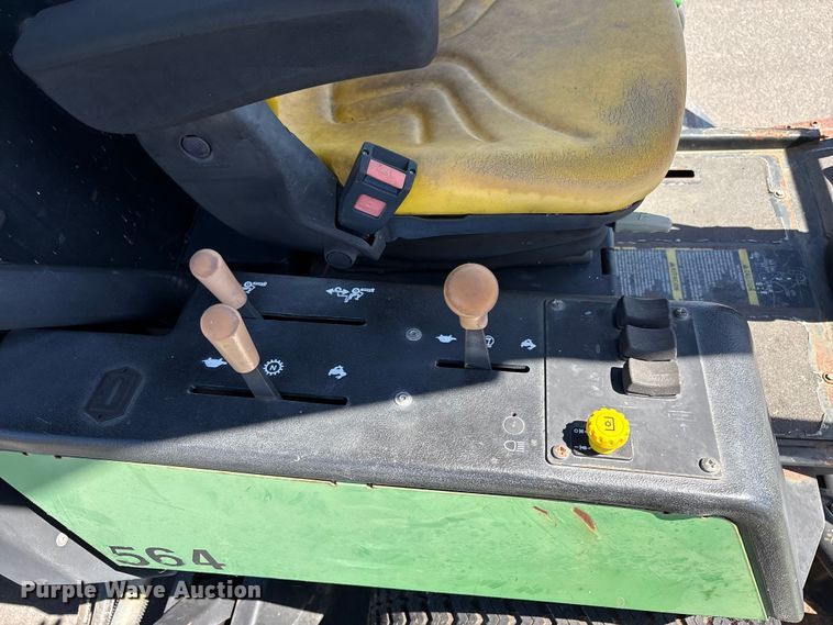 image for item EC8351 John Deere 1600 lawn mower