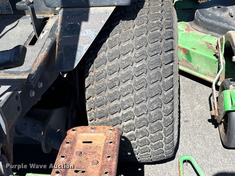 image for item EC8351 John Deere 1600 lawn mower