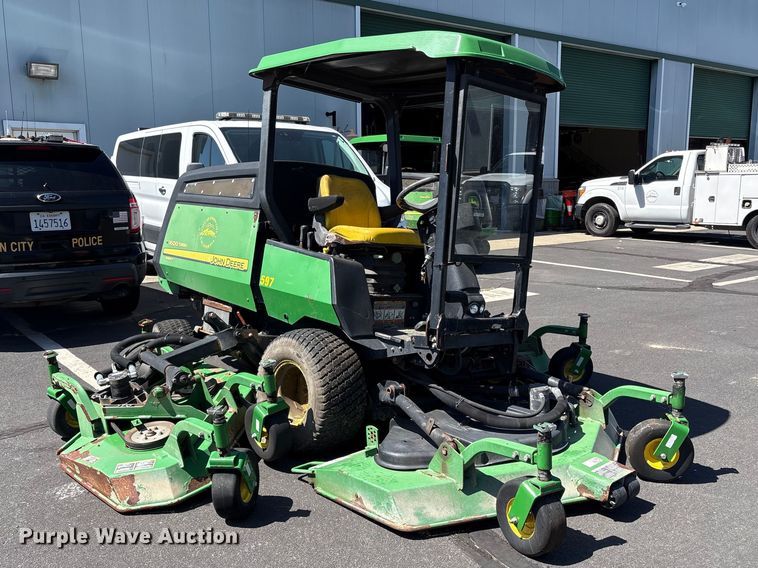 image for item EC8352 2008 John Deere 1600 WAM Turbo lawn mower