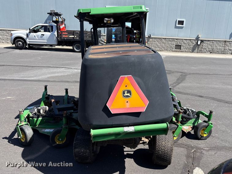 image for item EC8352 2008 John Deere 1600 WAM Turbo lawn mower