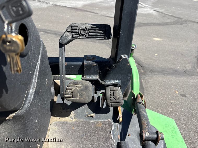 image for item EC8352 2008 John Deere 1600 WAM Turbo lawn mower