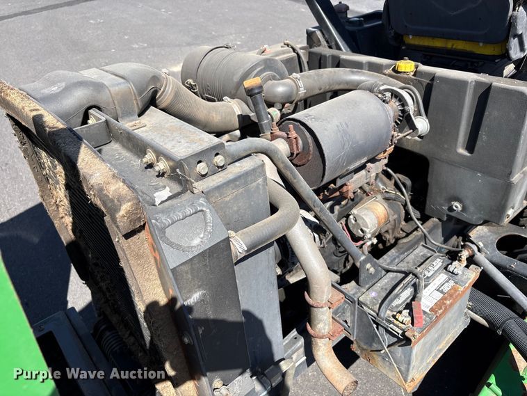 image for item EC8352 2008 John Deere 1600 WAM Turbo lawn mower