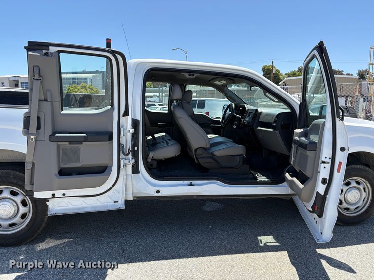 image for item EC8354 2018 Ford F150 Ext. Cab pickup truck