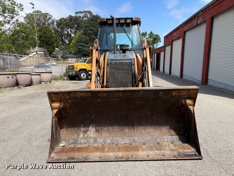 image for item EC8359 2002 Case 570M XT landscape tractor