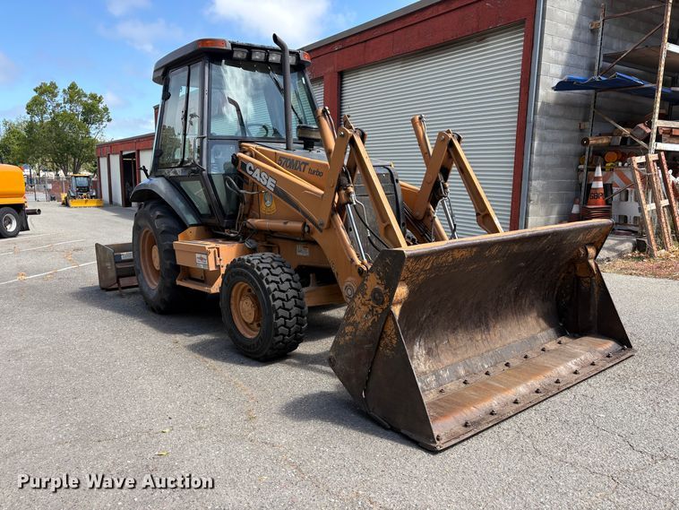 image for item EC8359 2002 Case 570M XT landscape tractor