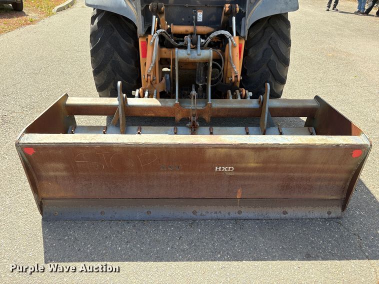 image for item EC8359 2002 Case 570M XT landscape tractor