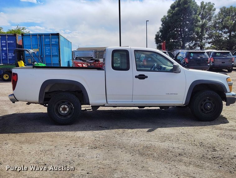 image for item ED0034 2005 Chevrolet Colorado Ext. Cab pickup truck