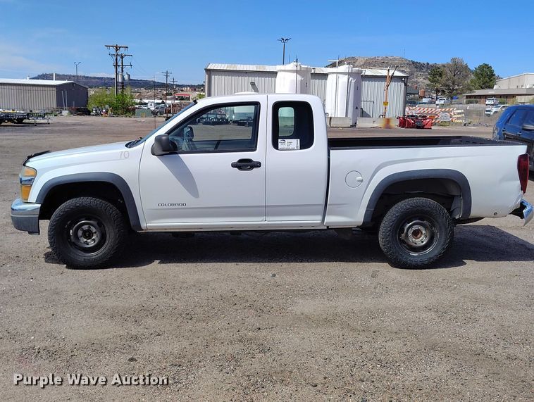 image for item ED0034 2005 Chevrolet Colorado Ext. Cab pickup truck