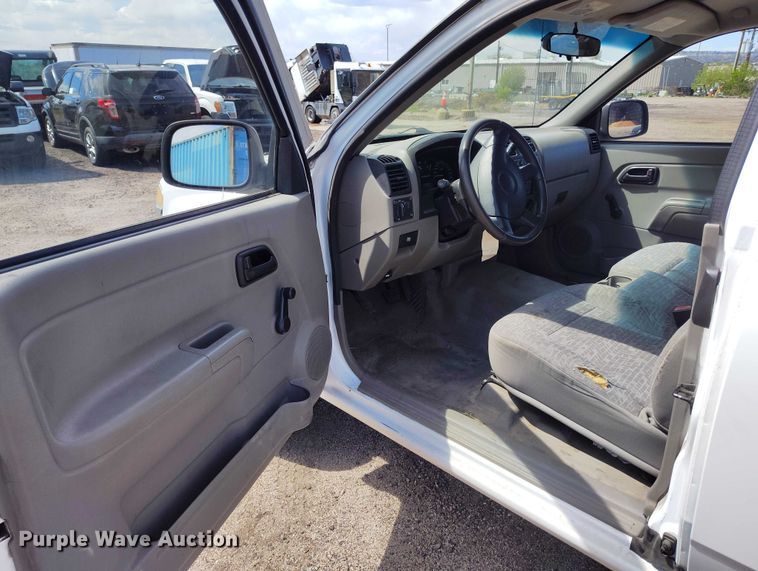 image for item ED0034 2005 Chevrolet Colorado Ext. Cab pickup truck