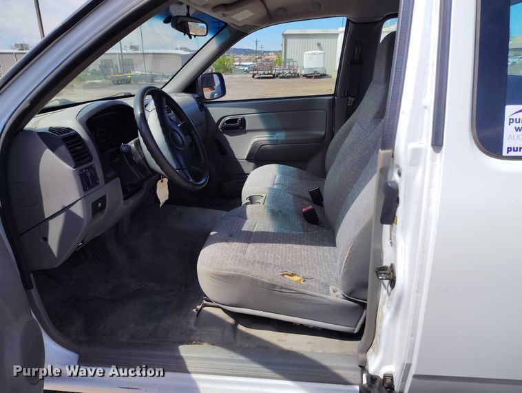 image for item ED0034 2005 Chevrolet Colorado Ext. Cab pickup truck
