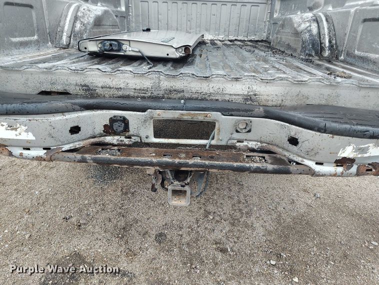 image for item ED0117 2001 Chevrolet Silverado 1500 pickup truck