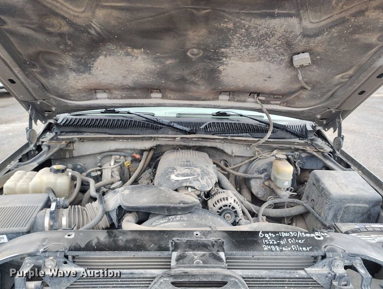 image for item ED0117 2001 Chevrolet Silverado 1500 pickup truck