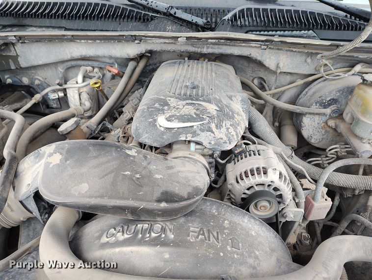 image for item ED0117 2001 Chevrolet Silverado 1500 pickup truck