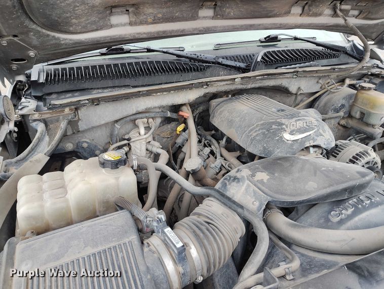 image for item ED0117 2001 Chevrolet Silverado 1500 pickup truck
