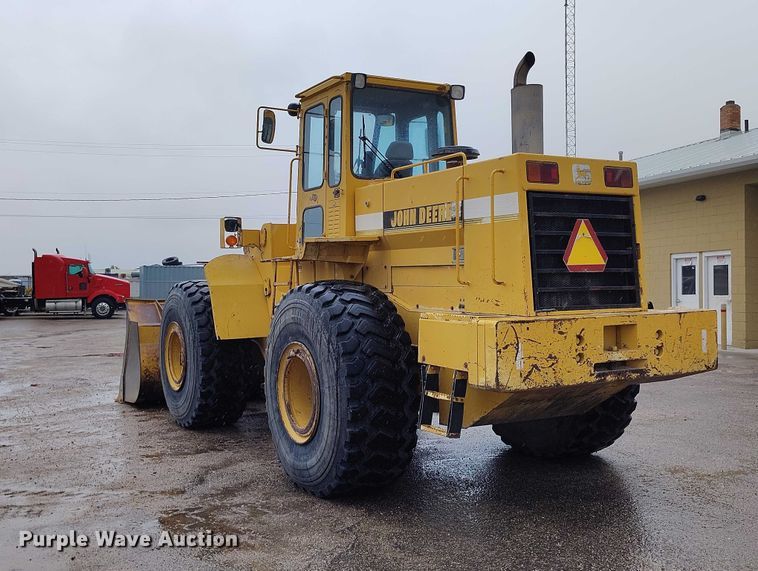image for item ED0119 1993 John Deere 744E wheel loader
