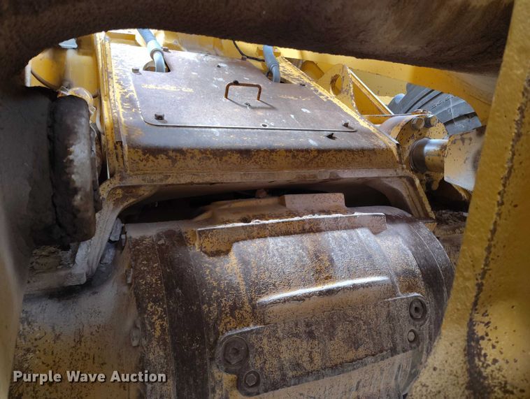 image for item ED0119 1993 John Deere 744E wheel loader