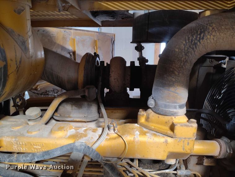 image for item ED0119 1993 John Deere 744E wheel loader