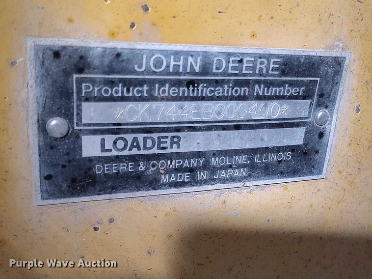 image for item ED0119 1993 John Deere 744E wheel loader