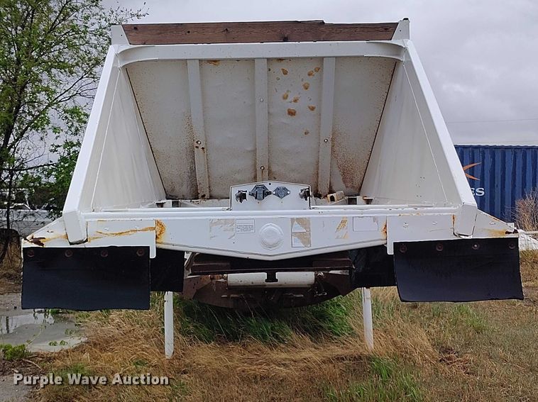 image for item ED0120 1998 Ranco bottom dump trailer
