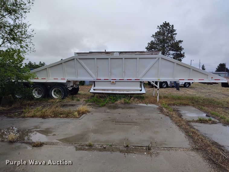 image for item ED0120 1998 Ranco bottom dump trailer