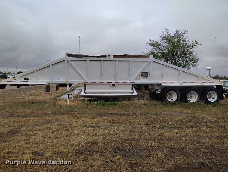 image for item ED0120 1998 Ranco bottom dump trailer