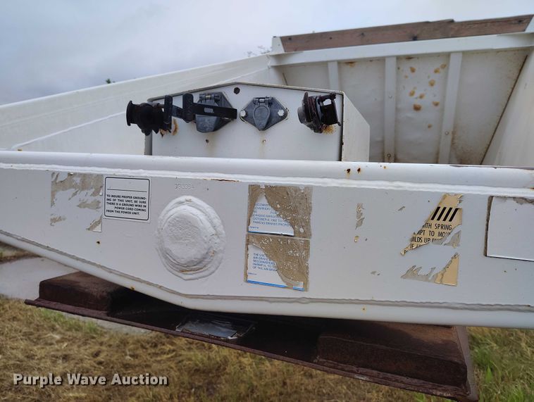 image for item ED0120 1998 Ranco bottom dump trailer