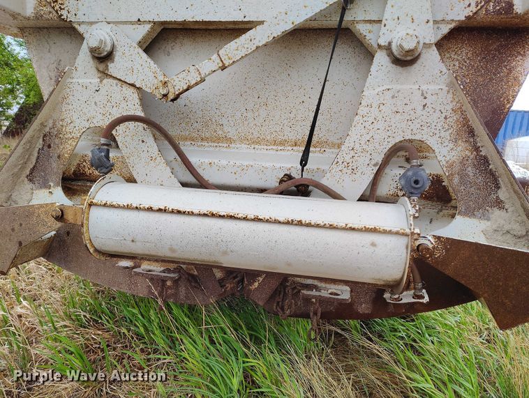 image for item ED0120 1998 Ranco bottom dump trailer