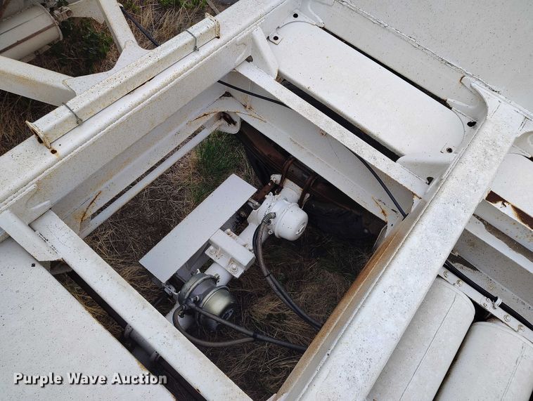 image for item ED0120 1998 Ranco bottom dump trailer
