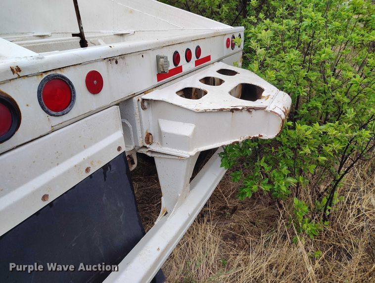 image for item ED0120 1998 Ranco bottom dump trailer