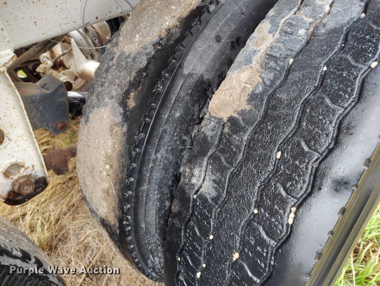 image for item ED0120 1998 Ranco bottom dump trailer