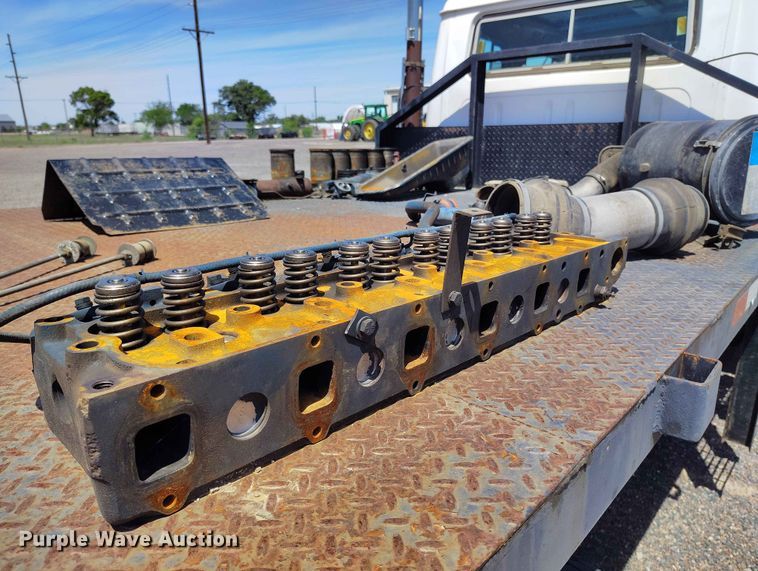 image for item ED0123 1982 International 1954 Crew Cab flatbed truck