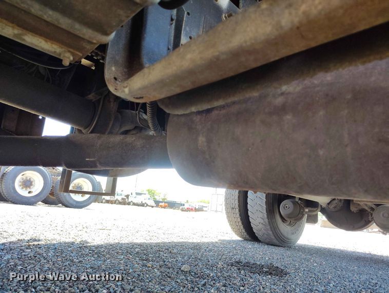 image for item ED0123 1982 International 1954 Crew Cab flatbed truck