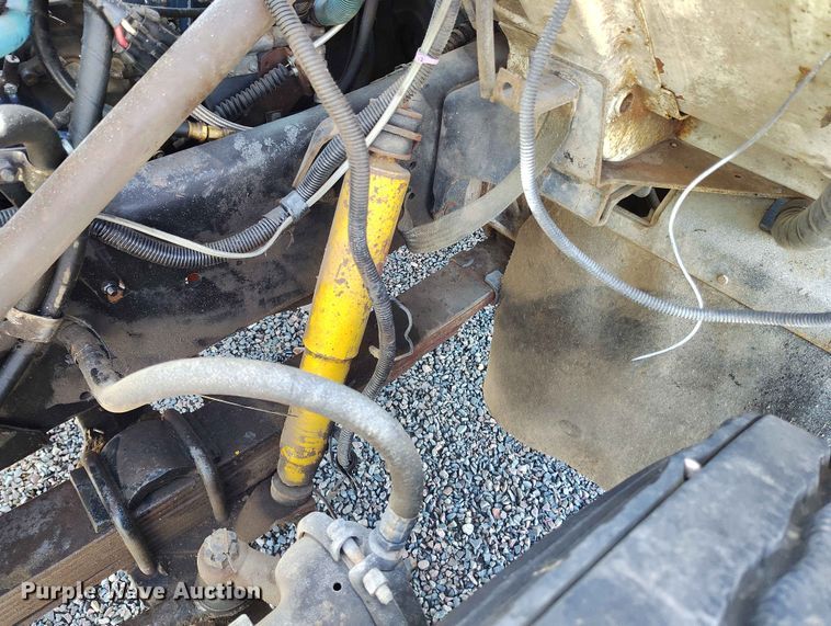 image for item ED0123 1982 International 1954 Crew Cab flatbed truck